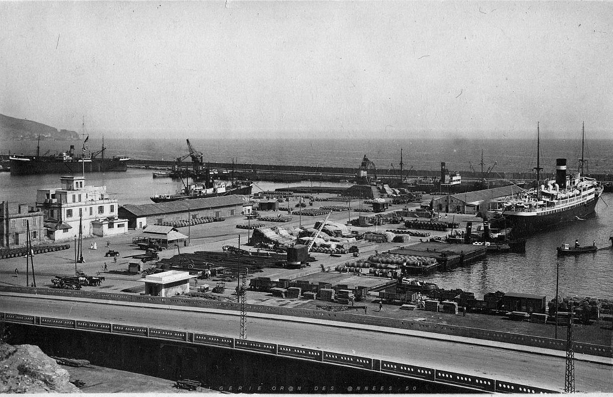 Oran-Les quais et l'alfa 08.JPG